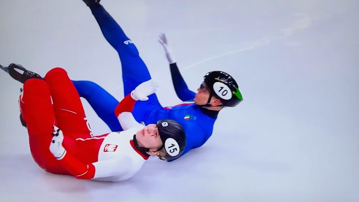 Polish Speedskater Kamila Sellier Struck In Face By Opponent's Blade