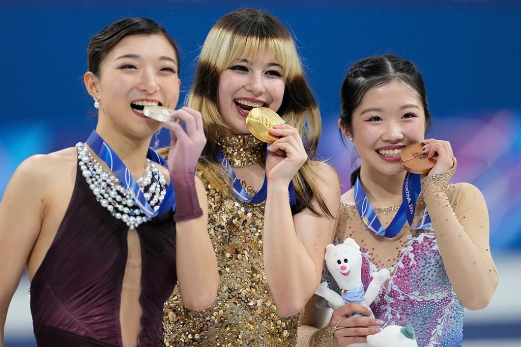 Winter Olympics recap: Alysa Liu wins figure skating gold, US tops Canada in women's hockey final