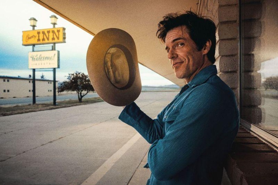 Brandon Flowers. Photo: Chris Phelps. Source: Universal Music Canada.