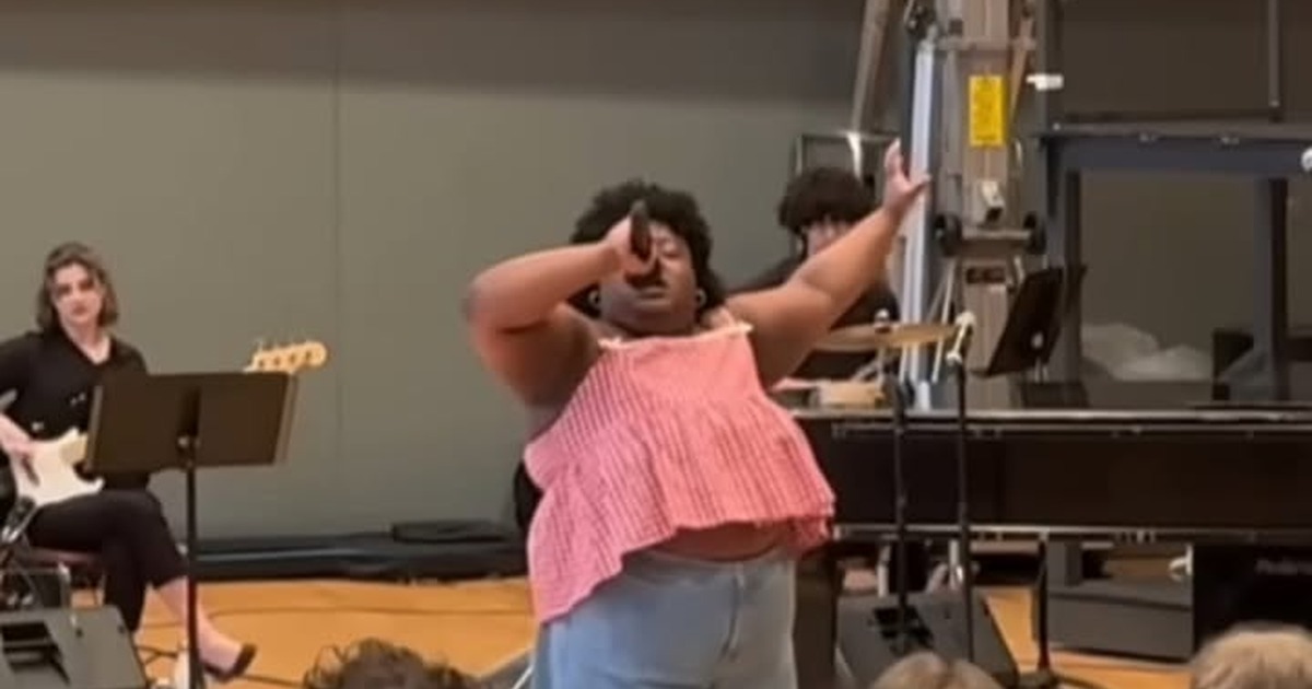 Erin Morton’s Powerful Cover of Radiohead’s “Creep” Turns a Student Show Into a Viral Moment