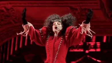 Lady Gaga Turns Her VMAs Medley Into a Full Theatrical Performance