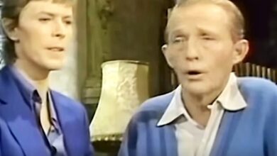 Bing Crosby and David Bowie Blend Two Songs in a Timeless Christmas Duet