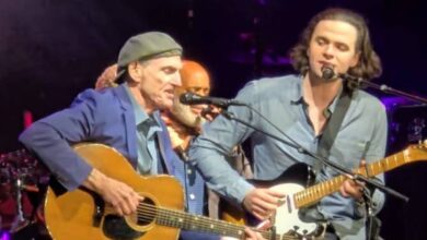 James Taylor and Son Henry Sing “You Can Close Your Eyes” Together in Anaheim