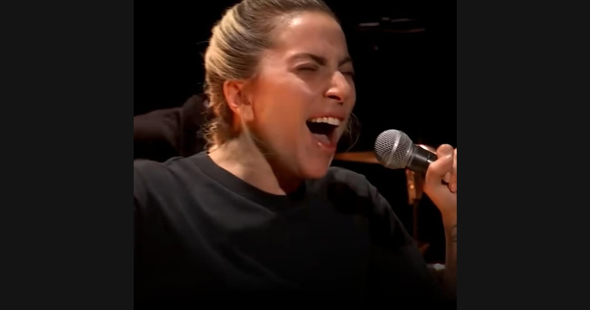 A Close Vocal Setting for Lady Gaga’s Oscars “Hold My Hand”