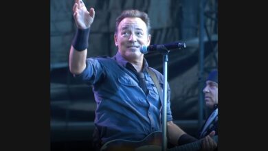 Bruce Springsteen and the E Street Band Work Out “You Never Can Tell” Onstage