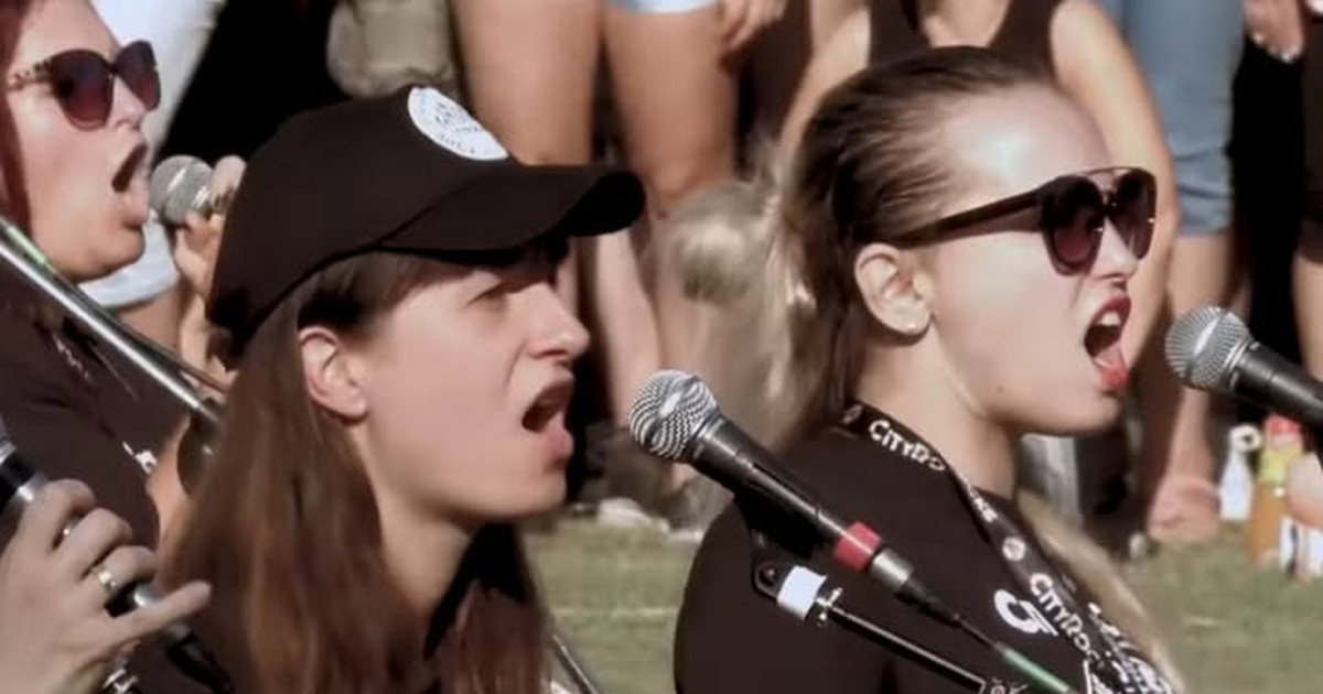 CityRocks Brings Hundreds of Musicians Together for ‘Another Brick in the Wall’