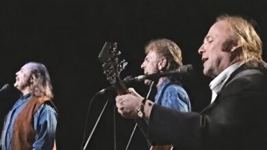 Crosby, Stills and Nash Give ‘Blackbird’ an Intimate Acoustic Setting