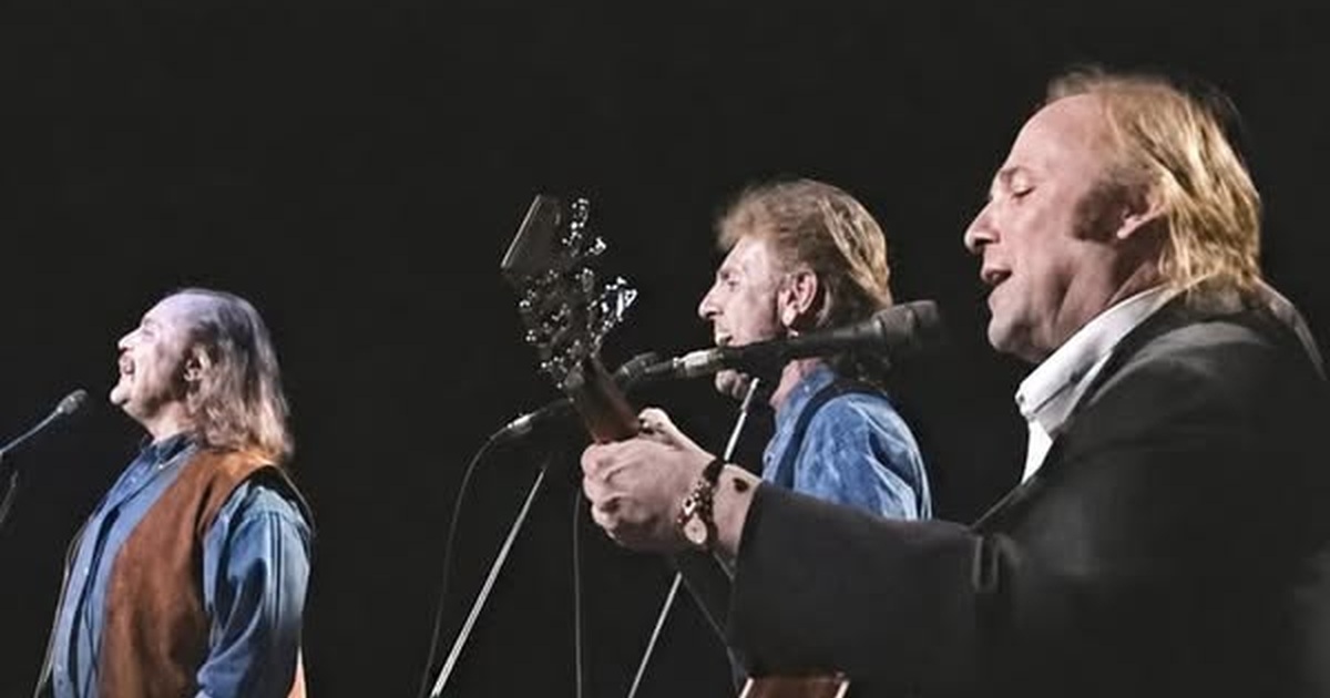 Crosby, Stills and Nash Give ‘Blackbird’ an Intimate Acoustic Setting
