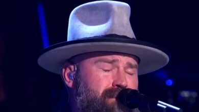 Country Artists Share a Jimmy Buffett Tribute at the 2023 CMA Awards