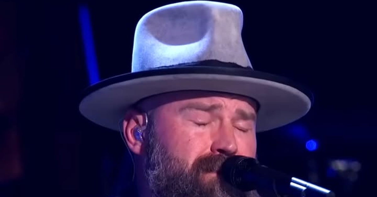 Country Artists Share a Jimmy Buffett Tribute at the 2023 CMA Awards