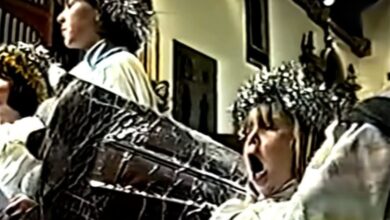 Ellie’s Enthusiastic Nativity Singing Gives a Home Video a Lasting Audience