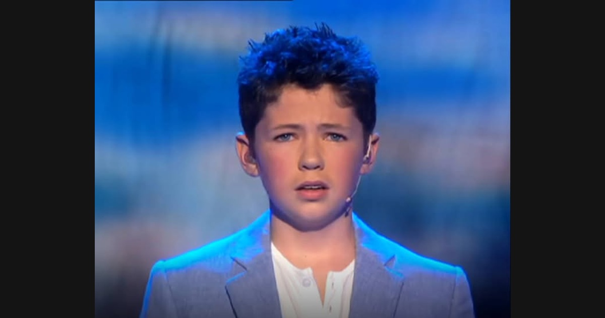 Damian McGinty and George Donaldson Share “A Bird Without Wings”