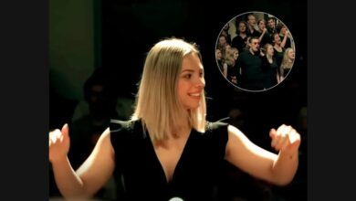 Emma Wieriks Conducts a Student Ensemble’s “Copacabana”
