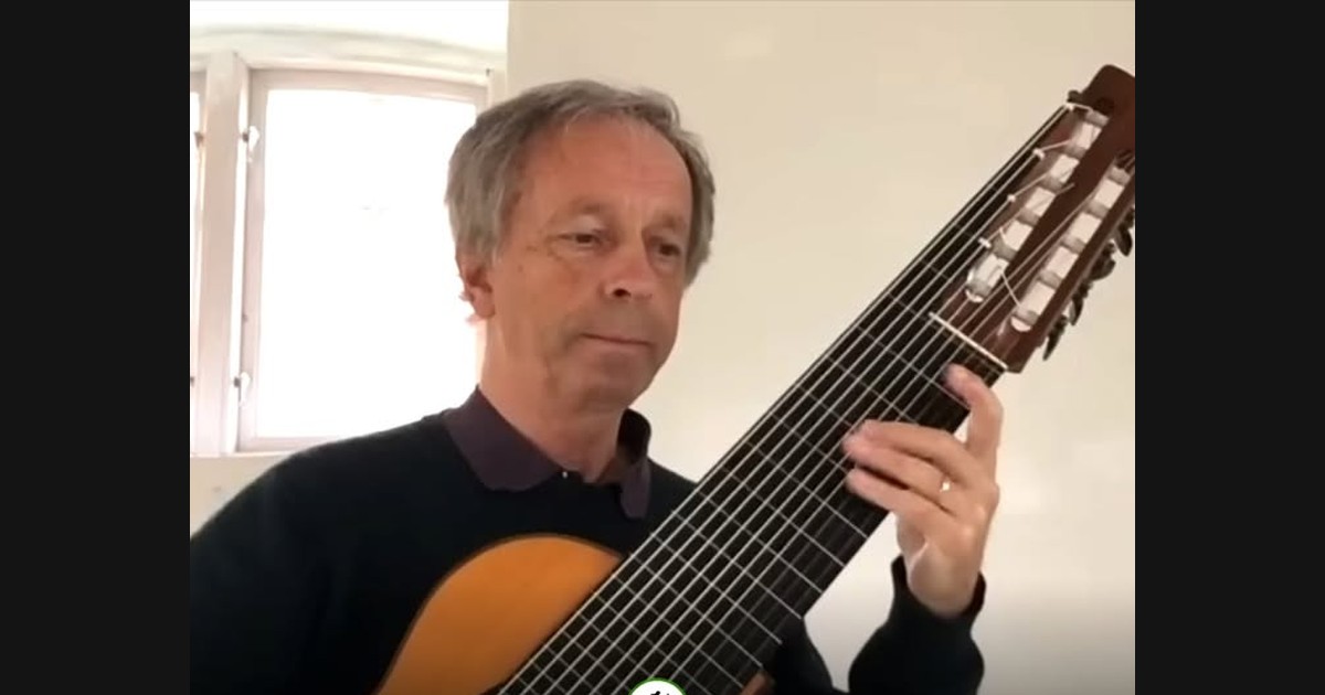 An Eleven-String Guitar Carries “Eleanor Rigby”