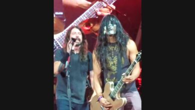 “Kiss Guy” Joins Foo Fighters for “Monkey Wrench” in Austin