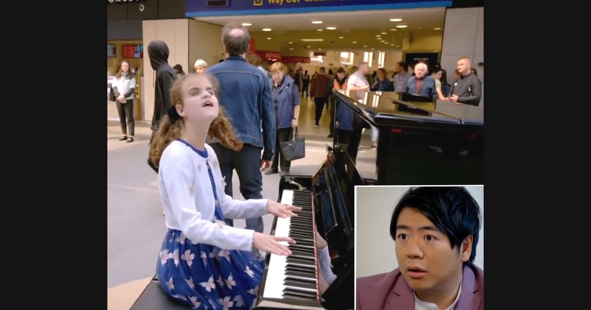 Lucy Plays Chopin at Leeds Station on The Piano