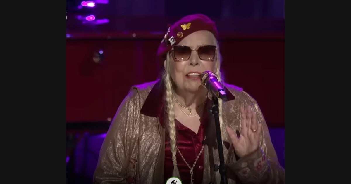 Joni Mitchell Gives “I’m Still Standing” a Different Rhythmic Character