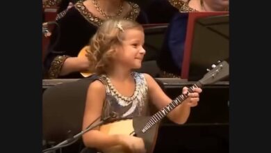 Tyurina’s Balalaika Carries “Valenki” into an Orchestral Exchange