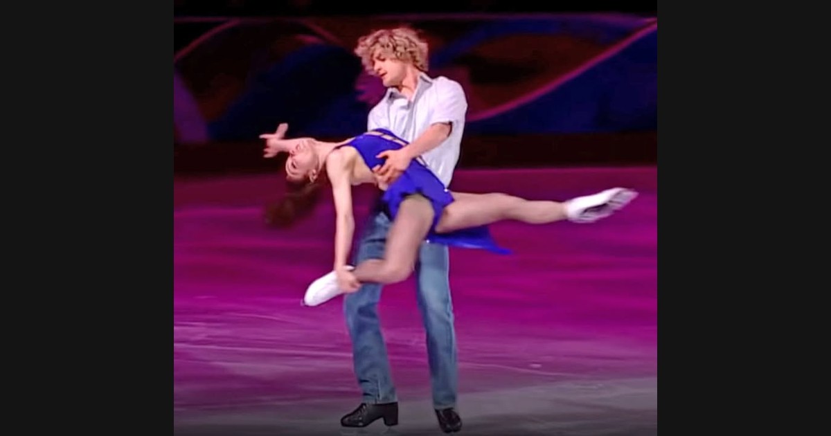 Davis and White Connect Ice Dance with David Cook’s “Billie Jean”