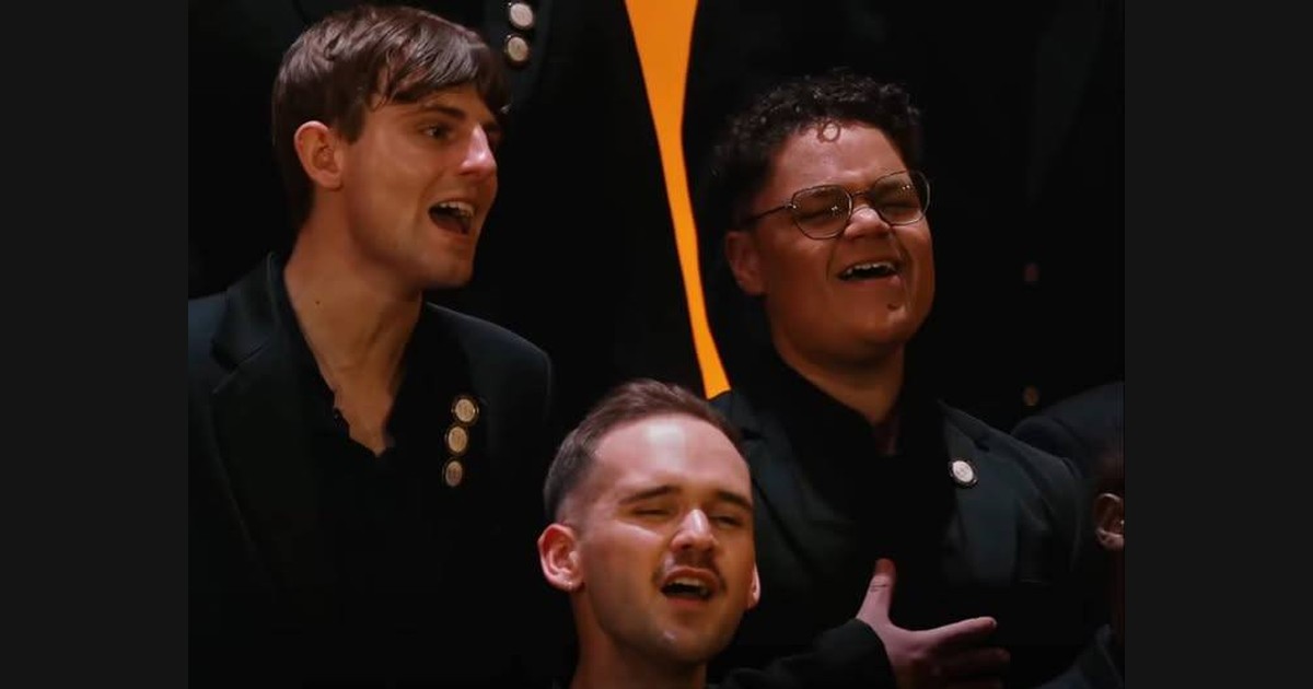 Stellenbosch University Choir Shapes “The Circle of Life” with Layered Voices