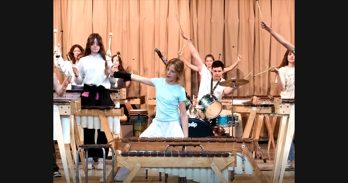 Lava Ridge’s Mallet Masters Play “The Lion Sleeps Tonight”