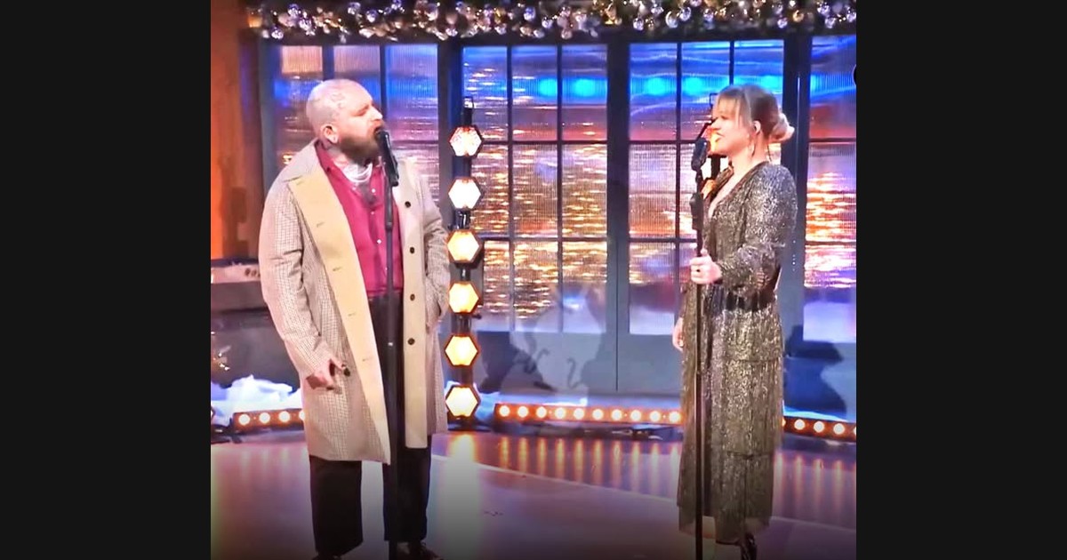 Teddy Swims and Kelly Clarkson Share “Lose Control”