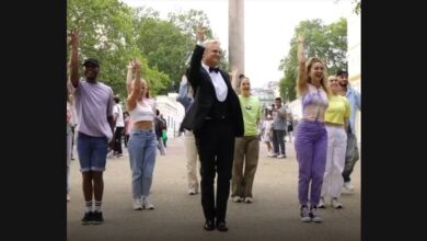 A Club Mob Dance Leads to an Anniversary Proposal