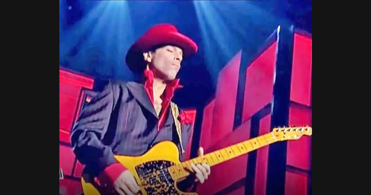 Prince’s Guitar Solo Closes a Rock Hall Harrison Tribute