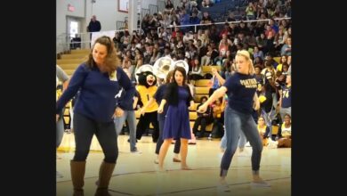Whitmer Teachers Dance to “Uptown Funk” at Homecoming