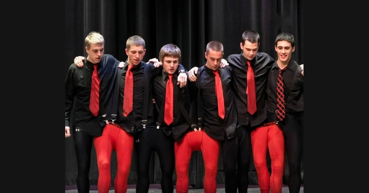 Dan Beck’s Linganore Dance Plays with a Costume Illusion