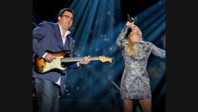 Carrie Underwood and Vince Gill Share “How Great Thou Art”