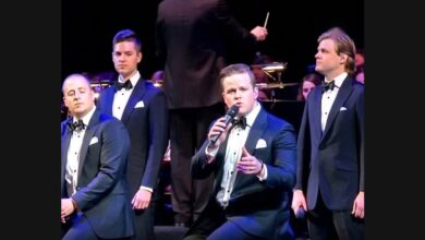 The Ten Tenors Give “Hallelujah” a Shared Vocal Arrangement