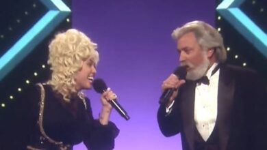 Miley Cyrus and Jimmy Fallon Revisit “Islands in the Stream” With Humor and Heart