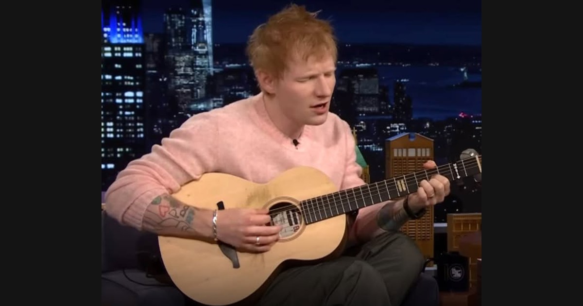 Ed Sheeran Brings “Old Phone” to The Tonight Show