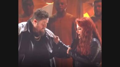 Jelly Roll and Wynonna Share “Need a Favor” at the CMA Awards