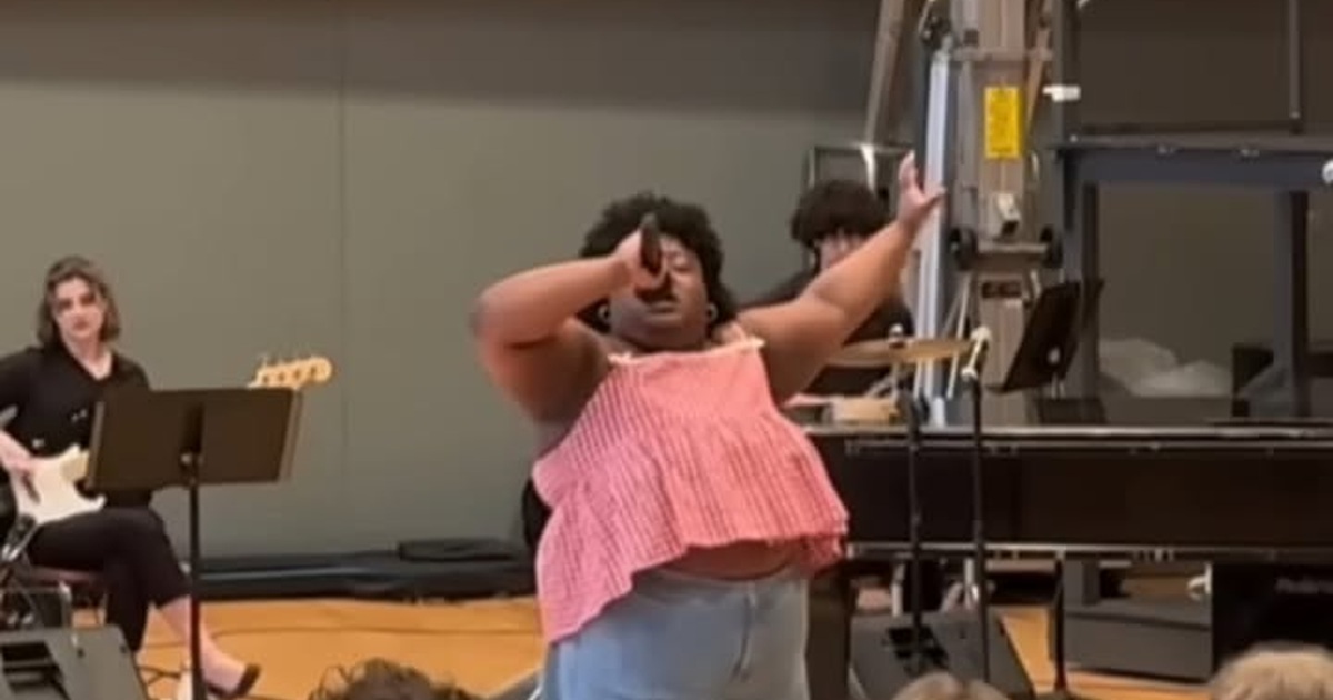 Erin Morton’s Powerful Cover of Radiohead’s “Creep” Turns a Student Show Into a Viral Moment