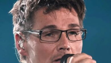 a-ha’s Acoustic “Take On Me” Reveals the Heart Beneath the Pop Classic