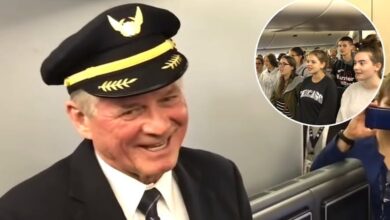 After Pilot’s Final Flight, Students Sing an Emotional Farewell Song.