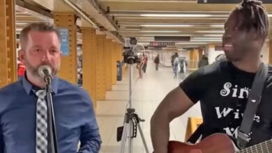 Greg Surprises a New York Subway Crowd With His Powerful “Creep” Performance